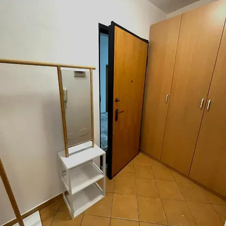 Apartment In Golem *